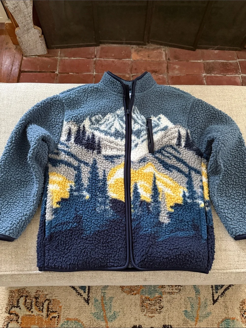 Old Navy Kids Sherpa Puffer Jacket in Blue, Navy & Yellow